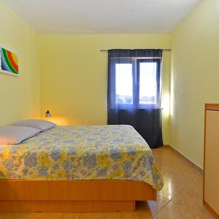 Apartments Milica 56 Pula Extérieur photo