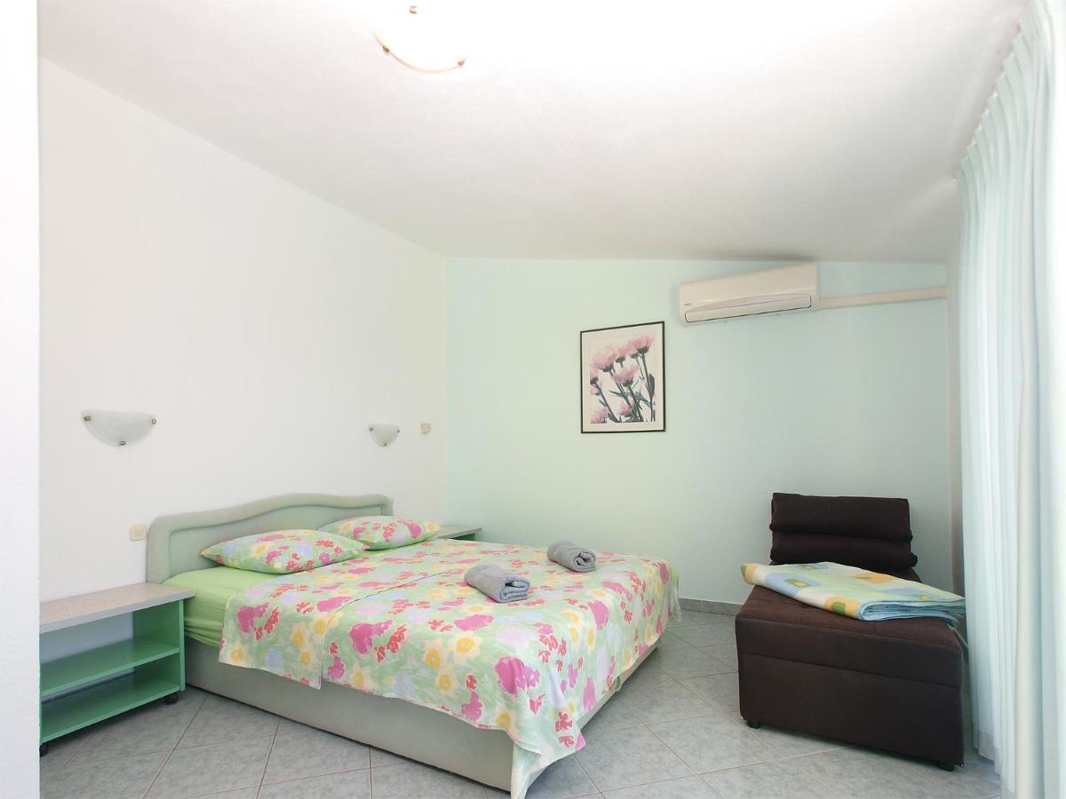 Apartments Milica 56 Pula Extérieur photo