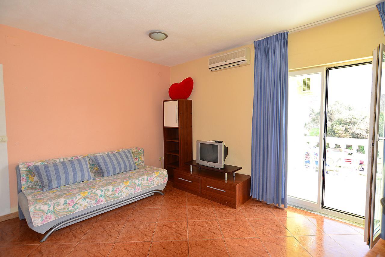 Apartments Milica 56 Pula Extérieur photo