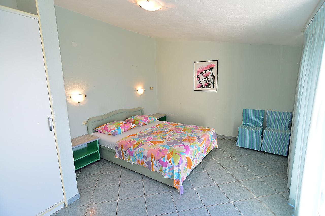 Apartments Milica 56 Pula Extérieur photo