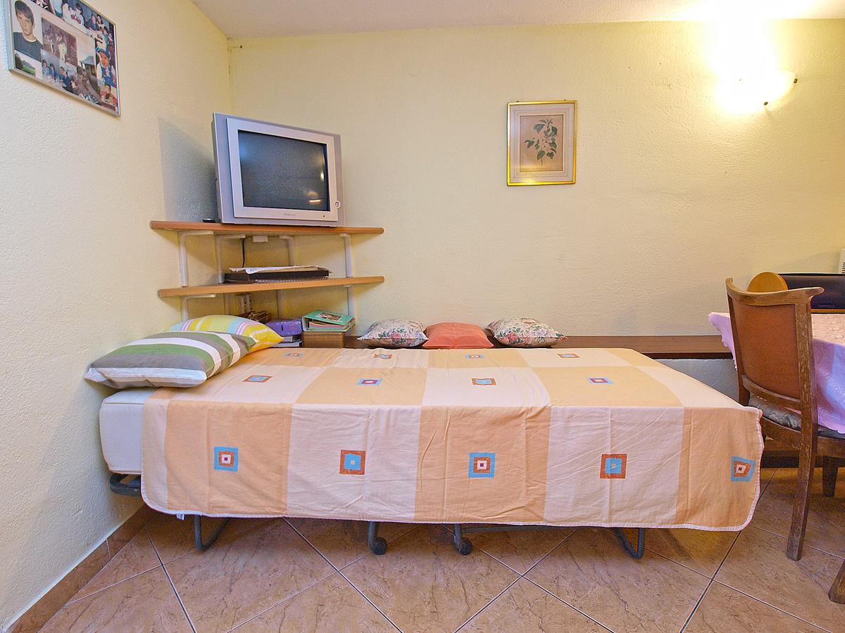Apartments Milica 56 Pula Extérieur photo