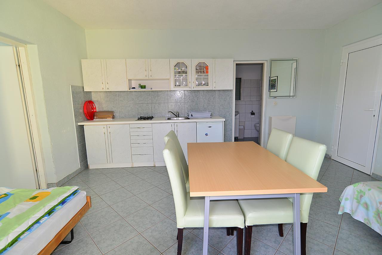 Apartments Milica 56 Pula Extérieur photo
